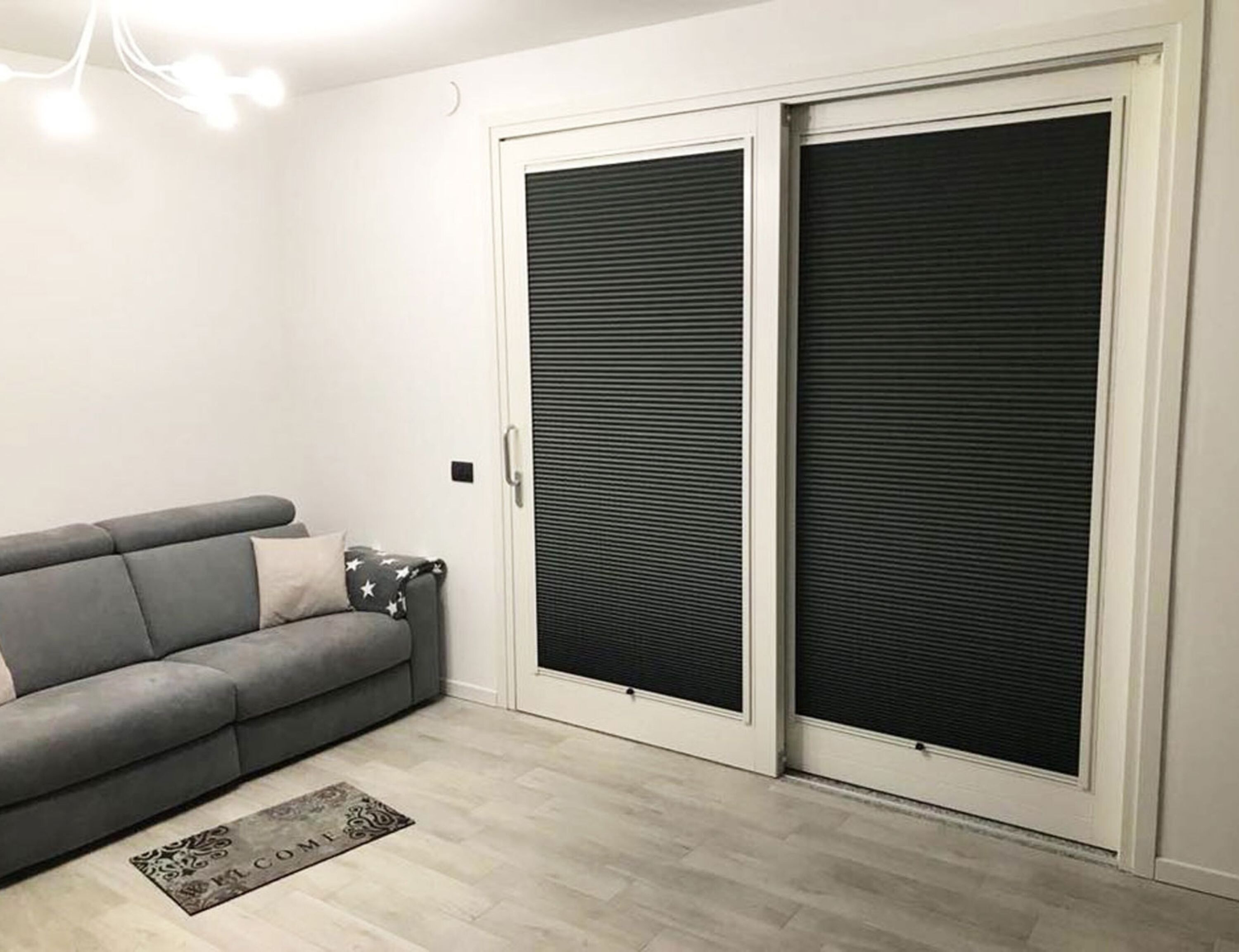 Estores Plissados Blackout P/ Embutir na Janela | Vertical